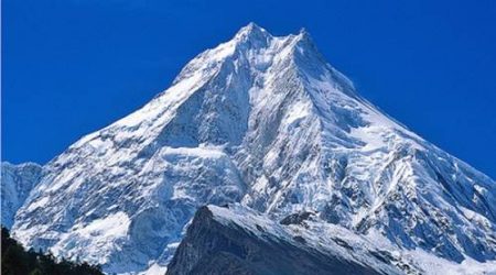 gunung tertinggi di dunia manaslu