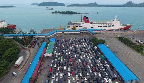 pelabuhan terbesar di indonesia pelabuhan bakauheni